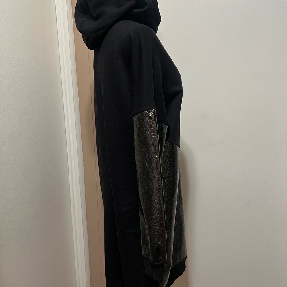ASOS Women Size 6 Black Long Sleeve Hooded Dress/ Hoodie Metallic New - Picture 4 of 9
